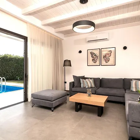 Oresteia Exclusive Villa, A Sublime Retreat, By Thinkvilla Tragaki Extérieur photo
